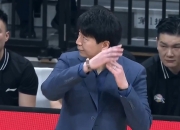 主教练因为球队不佳表现遭到质疑